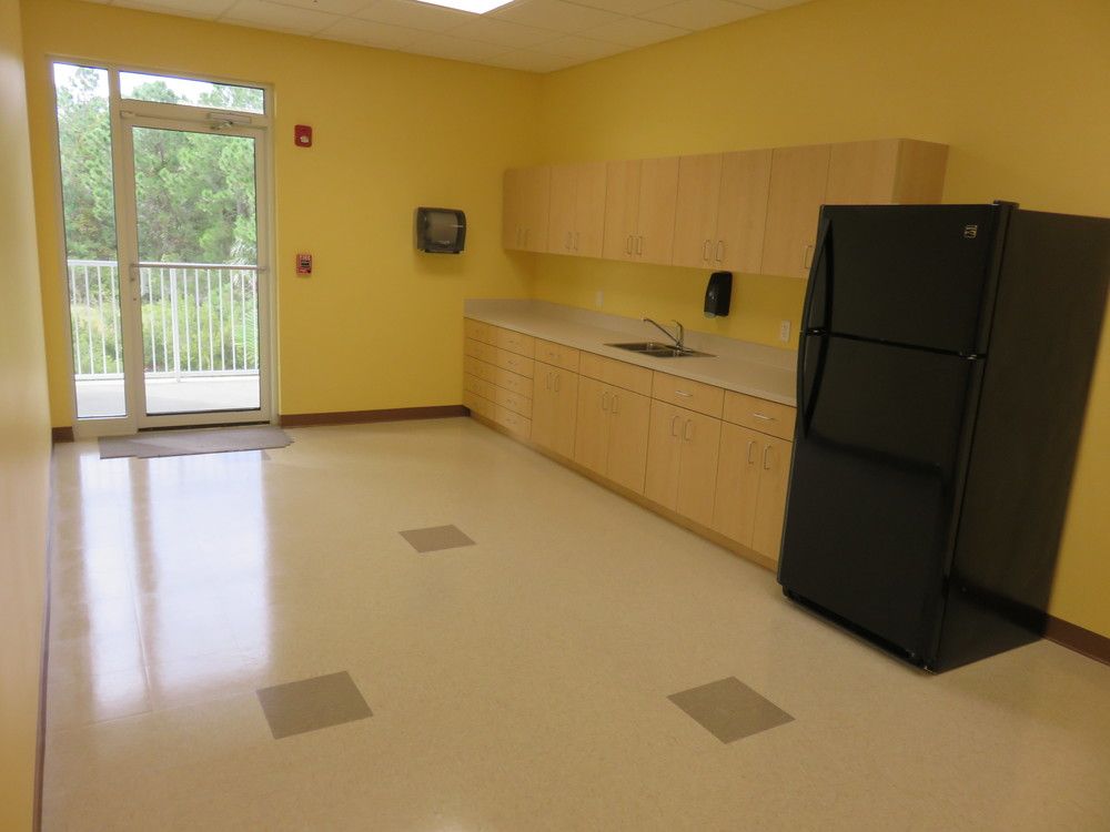 Town Center Medical Office Building: 57 Town Ct, Palm Coast, FL 32164